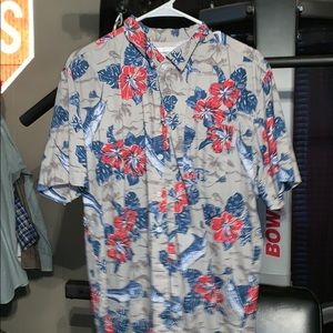 Men’s Columbia button up size small